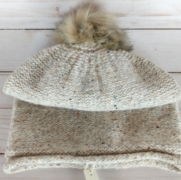 Madewell Faux Fur Pom Pom Beanie - Picture 3 of 4
